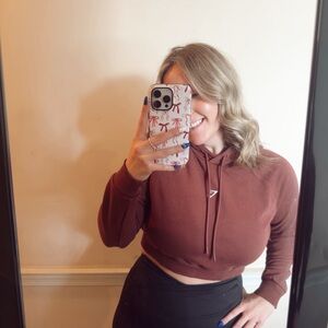 GYMSHARK Brown Cropped Hoodie
